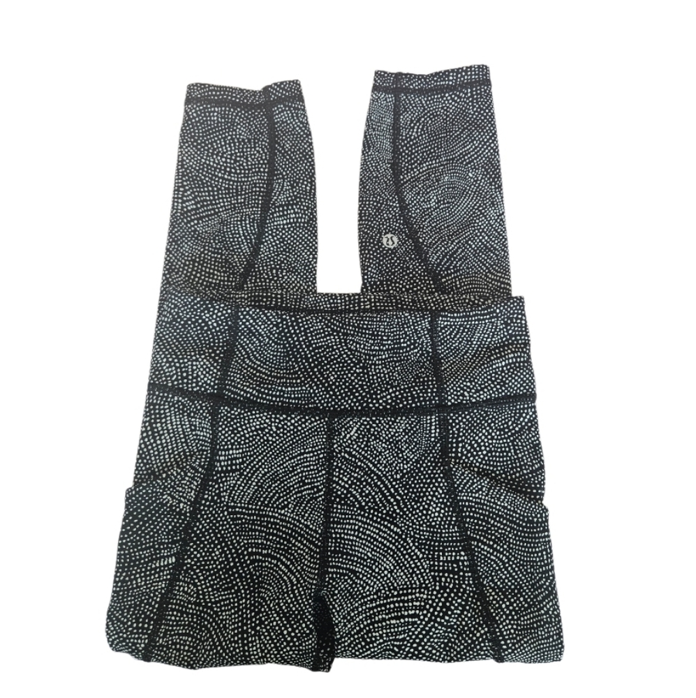 Lululemon athletica Final LapCrop 23" Black and White Patterned Women's Leggings - Picture 6 of 11